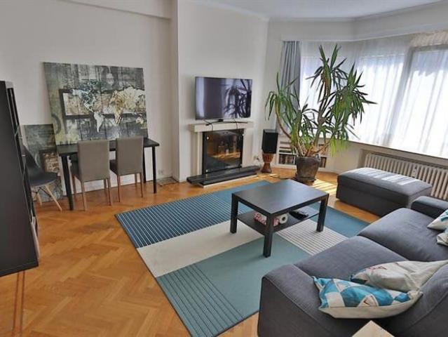 SQUARE MEUDON: BEL APPARTEMENT 1 CHAMBRE + BUREAU 72M2