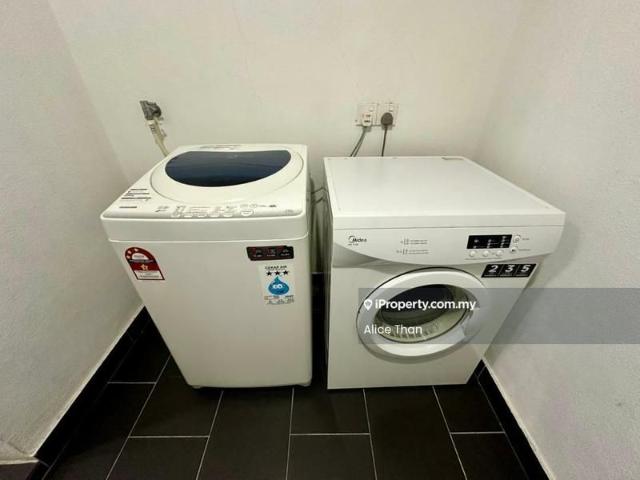 SqWhere Service Apartments, Kampung Baru Sungai Buloh, Sungai Buloh