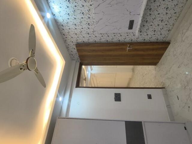 SR 73 Avenue 3 Bedroom 1350 Sq. Ft. Builder Floor in Sector 74 Noida Listing ID: #10211