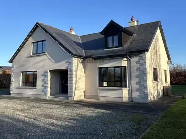Sragh, Ballon, Co. Carlow is for rent