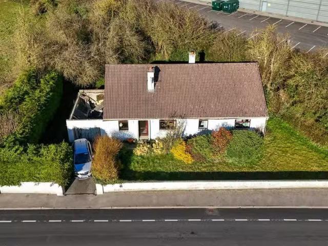 Srah Road, Tullamore, Co. Offaly, R35 D300