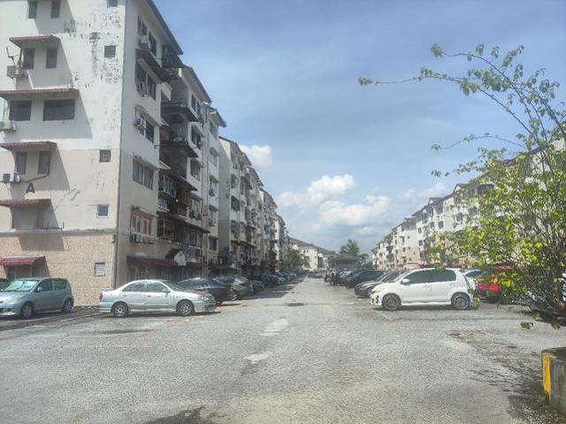 sri cempaka apartment bandar puchong jaya