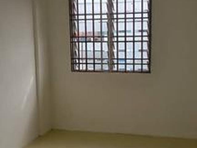 Sri Cempaka Court Taman Sri Yaacob Low Cost Flat Unit For Sale