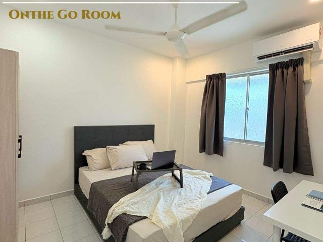 Sri Aman Block 6 Female Middle Room Bayan Lepas Near Relau Furnished