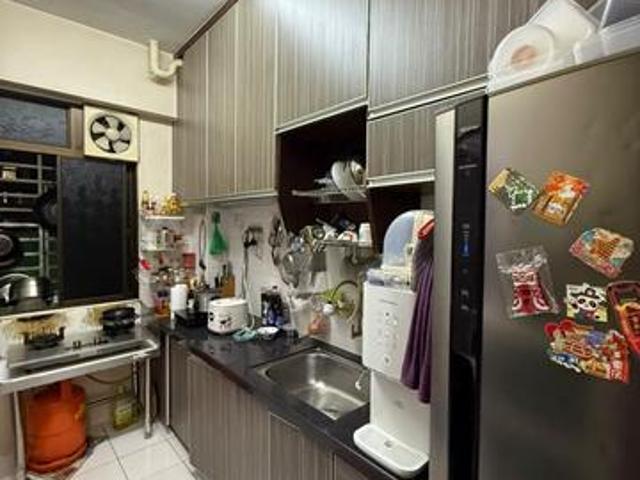 Sri Aman corner unit 1 car park ground floor well maintain