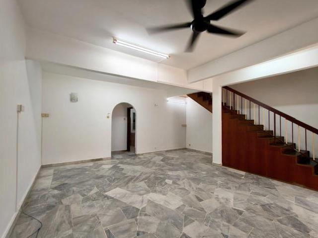 Sri Andalas 2 Storey House For Rent