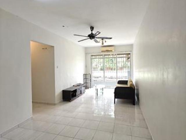 Sri Akasia Tampoi Apartment For Sale