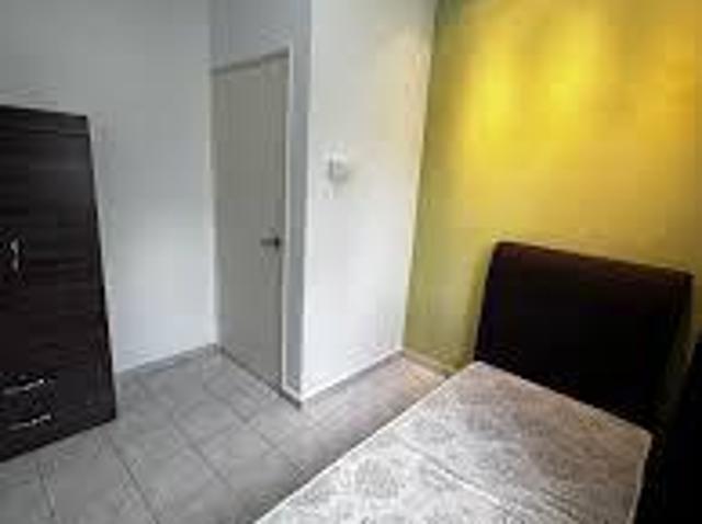 Sri Alpinia Apartment Tingkat 3 Wawasan Puchong LRT Bandar Puteri