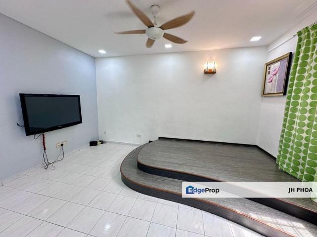 Sri Awana Townhouse