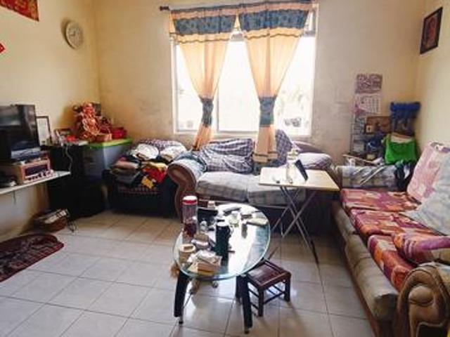 Sri Awana Town House at Jln Silat Lincah Selesa Jaya Skudai Johor