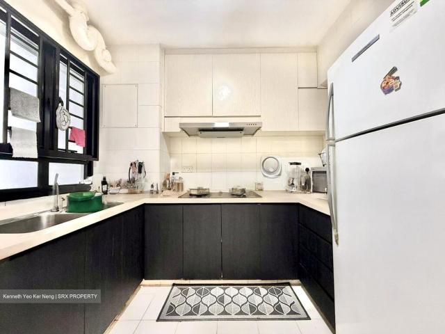 Sri Geylang Serai Geylang, HDB 4 Rooms