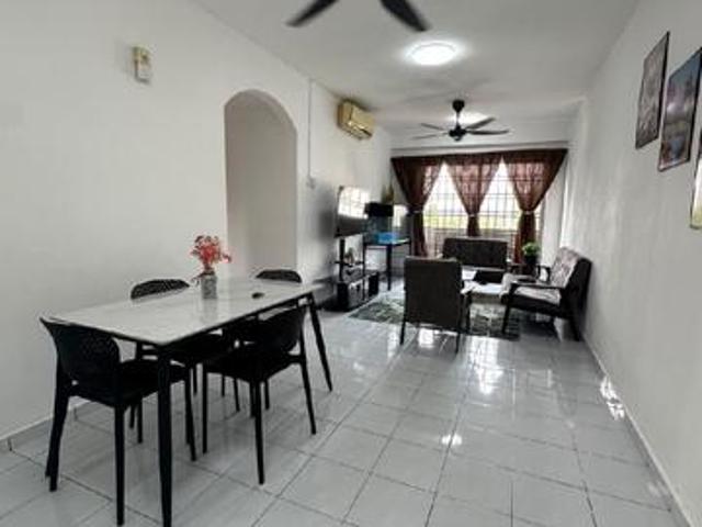 Sri Kenari Appartment for Rent