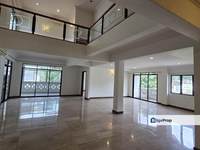 Sri Kenny