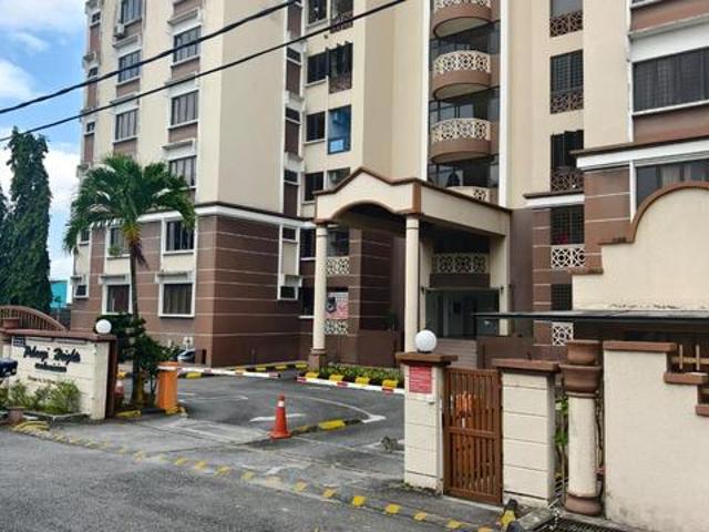 Sri kurnia jumbo unit 3bedroom ciq jb town rent