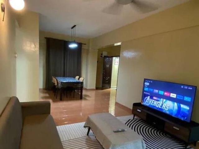 Sri Impian Apartment 1carpark corner unit Fully renovated