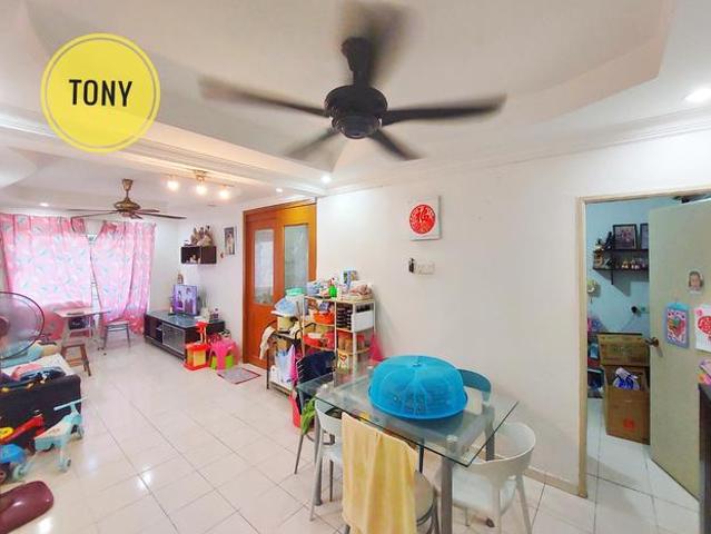 Sri Impian Apartment 1carpark Ivory Garden