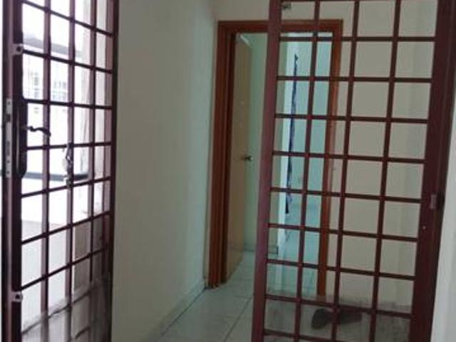 Sri Impian Apartment Larkin 3bed 3bath partial for Rent