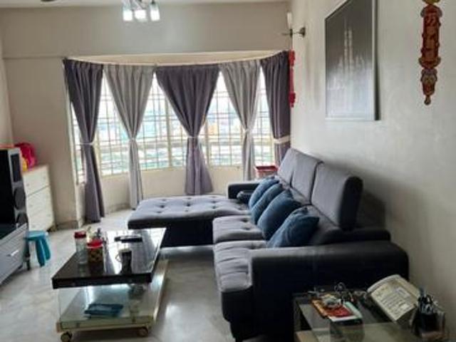 Sri Intan 2 Spacious Unit For Rent