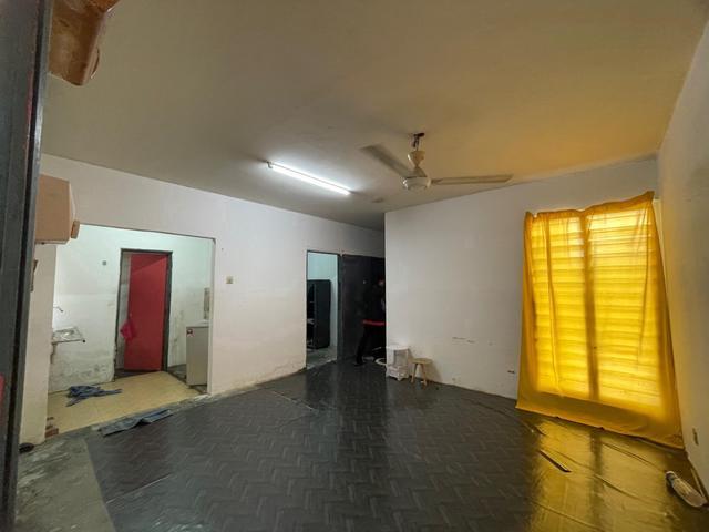 Sri Indah Apartment Lestari Perdana Taman Equine
