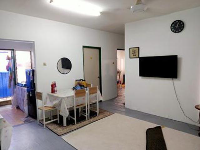 Sri Indah Apartment Taman Equine murah boleh full loan