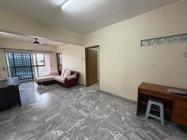 Sri Jinjang Apartment 1 Parking Renovated got Lift Cheap Kepong