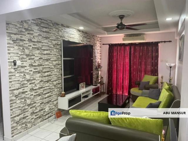 Sri Lavender Apartment
