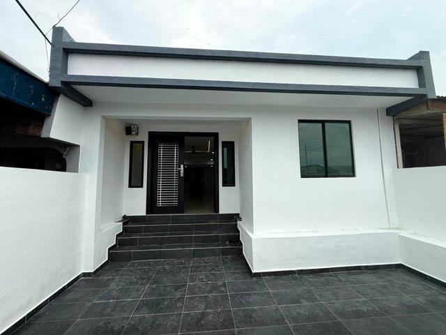 Sri Skudai 1Storey Low Cost Newly Full Renovated Skudai JB