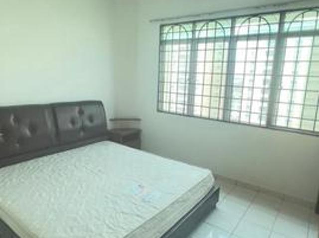 Sri Pandan Condo 907sf 3BR High floor Poolview Ampang