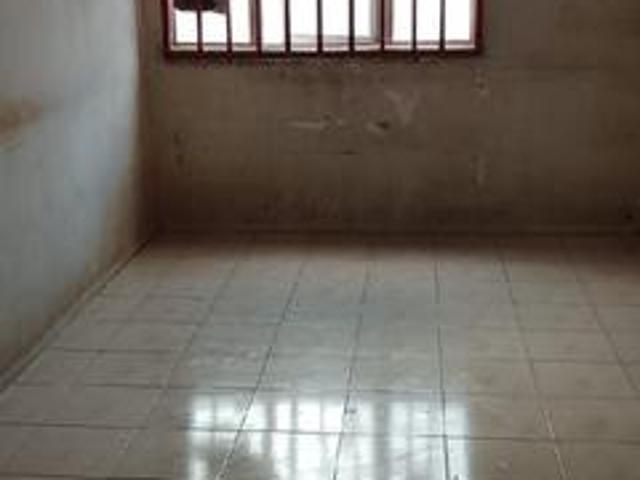 Sri pelangi shoplot apartment