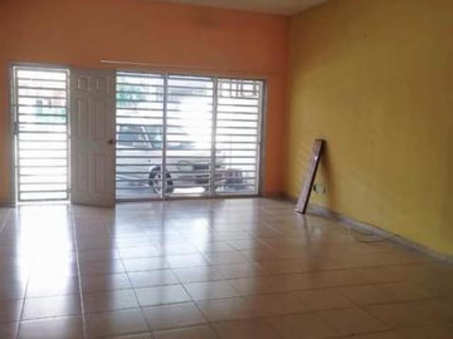 Sri Pinang Guarded gated 2 storey terrace for sales