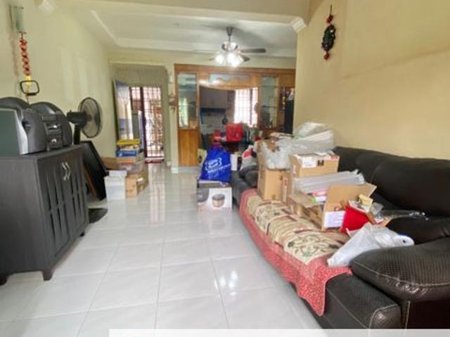 Sri Putra Apartments