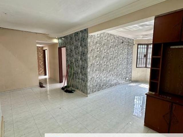 Sri Putra Apartments