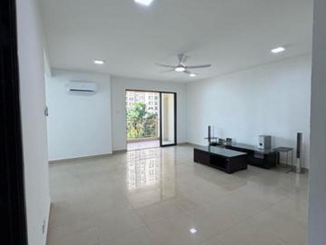 Sri Putramas 2 Royal Domain for sales Partially Furnished