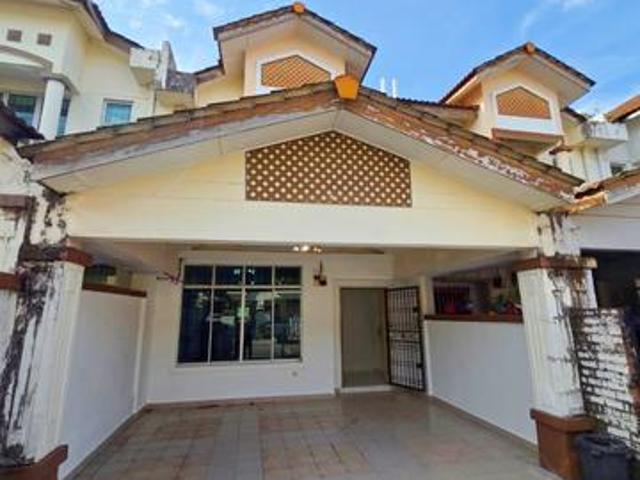 Sri Pulai Perdana Full Loan Cash Out gated guarded south good conditio