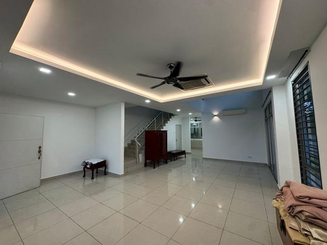 Sri Pulai Perdana SemiDetached House For Sale