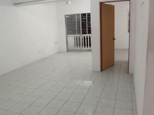 Sri Ria Apartment
