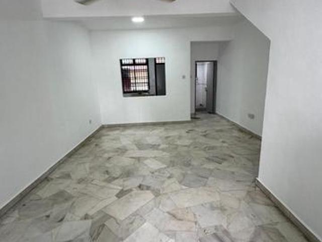 Sri Yaacob Skudai Medium Low Cost 2 Storey Terrace For Rent