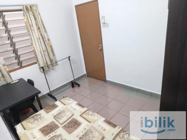 SS15 opposite Subang Parade, Fully furnished air cond room posted by owner