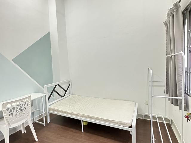 SS2 Medium room