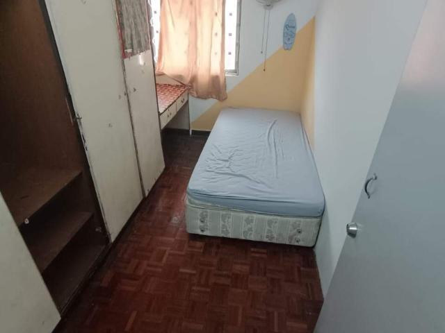 SS2 single room for rent zero deposit move in now