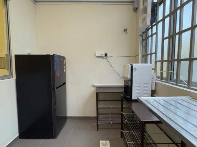 SS2 Rooms Available For Rent