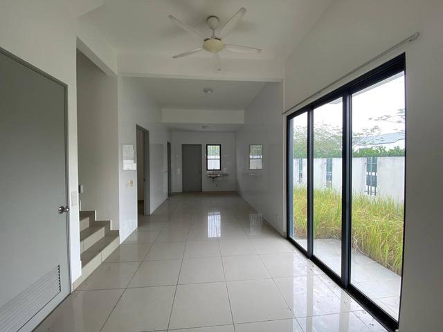 Swans IJM Rimbayu 22x70 Basic Unit Corner Lot