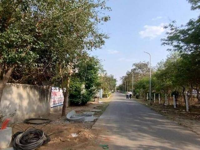 Swarn Nagri SectoR 31 200 Sq. Mt. Plot in Sector Swarn Nagri Greater Noida Listing ID: #10263