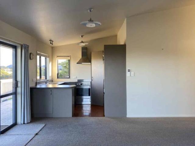 Sweeping views and coastal convenience