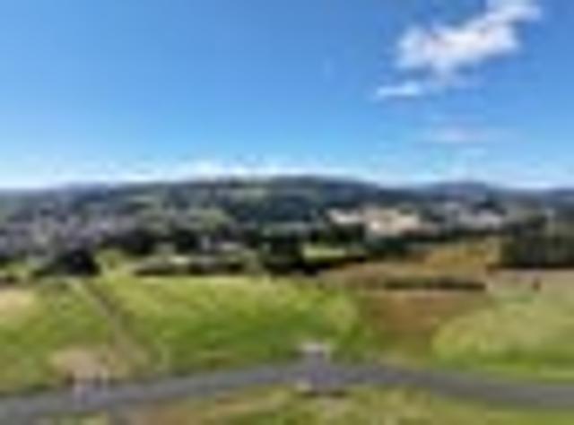Sweeping Views Lot 5, McKenzie Drive