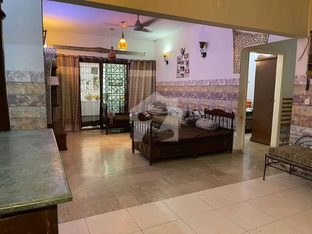 Sweet Villa 4 Bedrooms Converted 3 Bedrooms Attached Bathrooms