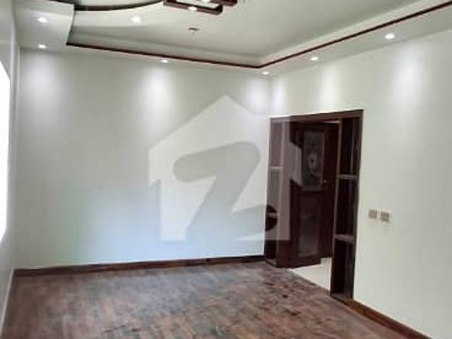 Sweet Homes 2nd Floor With Personal Roof 3 Bed Dd