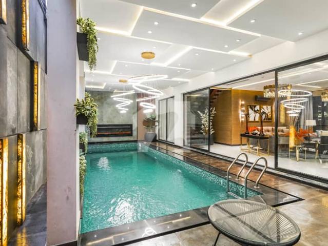 Swimming Pool, Home Theater 1 Kanal Full Basement, Full Furnished Luxury Bungalow For Sale
