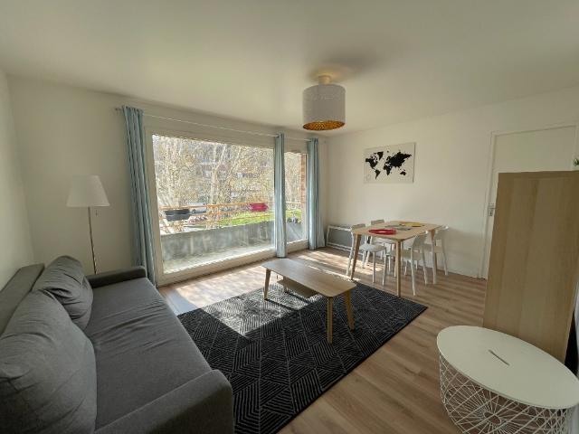 SWZ LL152 GAMBETTA TYPE4 Meublé + balcon