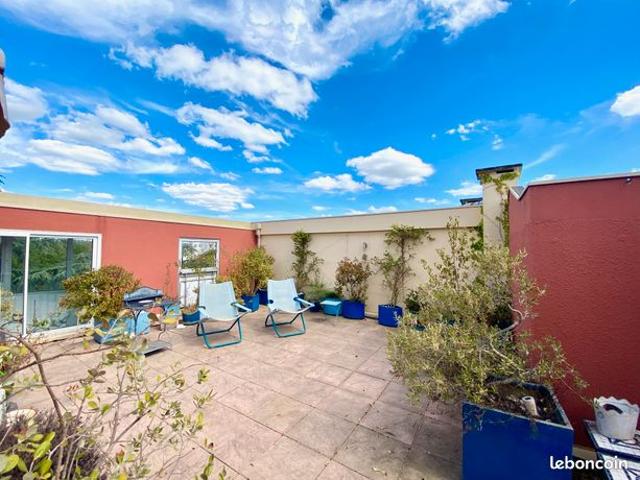 St Agne/St Michel – Rarissime appartement de 112 m2 avec 80 m2 de terrasse et balcon, garage, cave